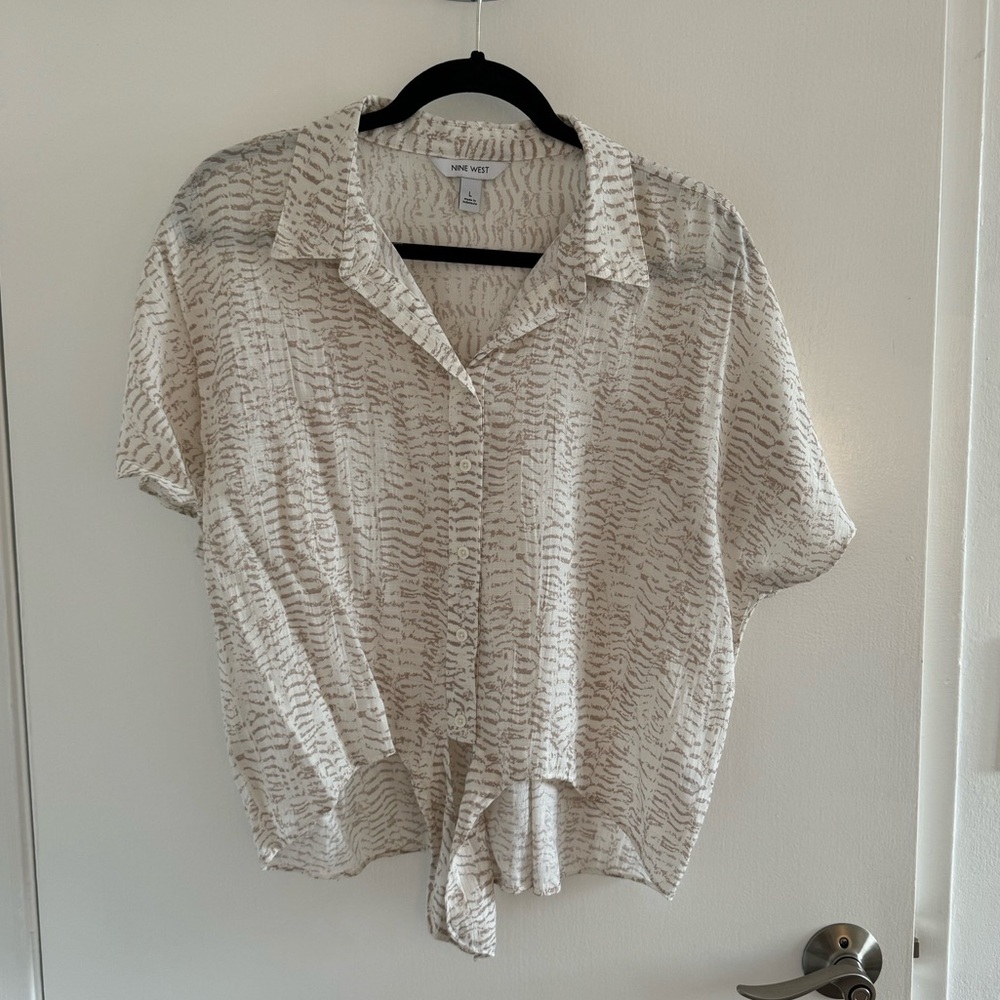 Nine West leopard top